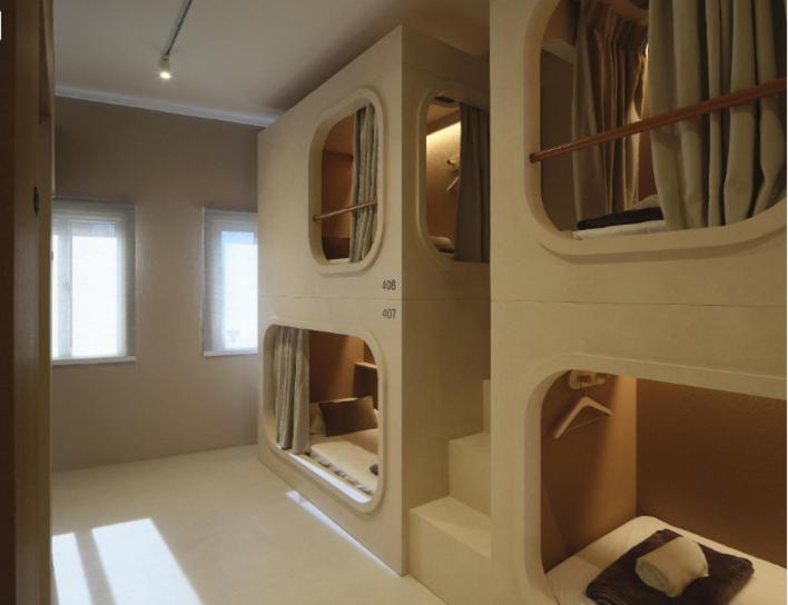 Capsule Bed in Male Room at Gather House On 65 South Bridge Road